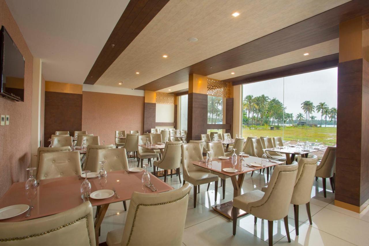 Blue Serene Resort Guruvayur Exterior photo